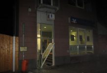 Kompletten Geldautomat aus Wormser Volksbank gerissen – Täter entkamen ohne Beute