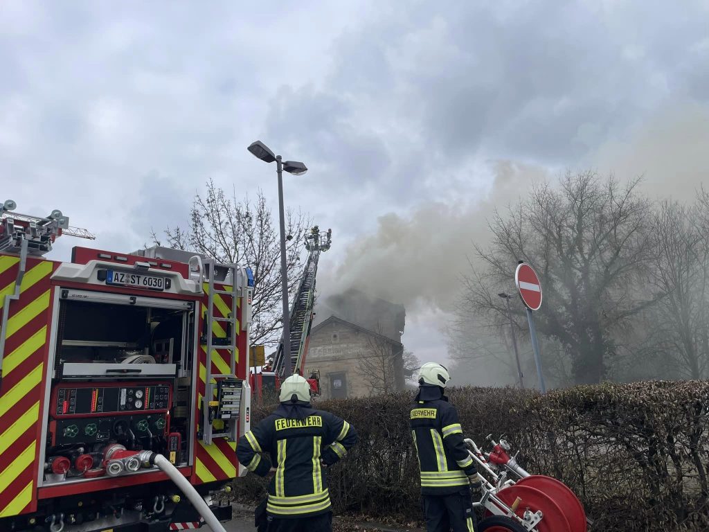 Bahnhofsbrand in Eppelsheim ( Tabea Herzberger)