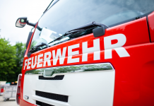 Explosion und Wohnungsbrand in der Mainzer Neustadt – Mehrere Personen über Drehleitern gerettet