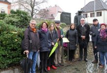 Neue Stele für Sebastian Münster Denkmal