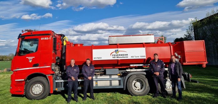 ffw-abrollbehaelter-wasser-b