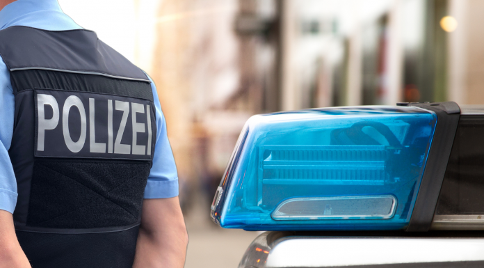 Verkehrschaos am Mittwochmorgen / Zugstrecke gesperrt und Verkehrsunfälle