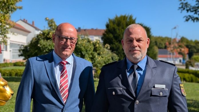 EKHK Werner Schneider (links) und EKHK Oliver Straub