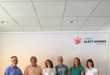 Landrat Sippel begrüßt neue und gratuliert verdienten Mitarbeitenden der Kreisverwaltung